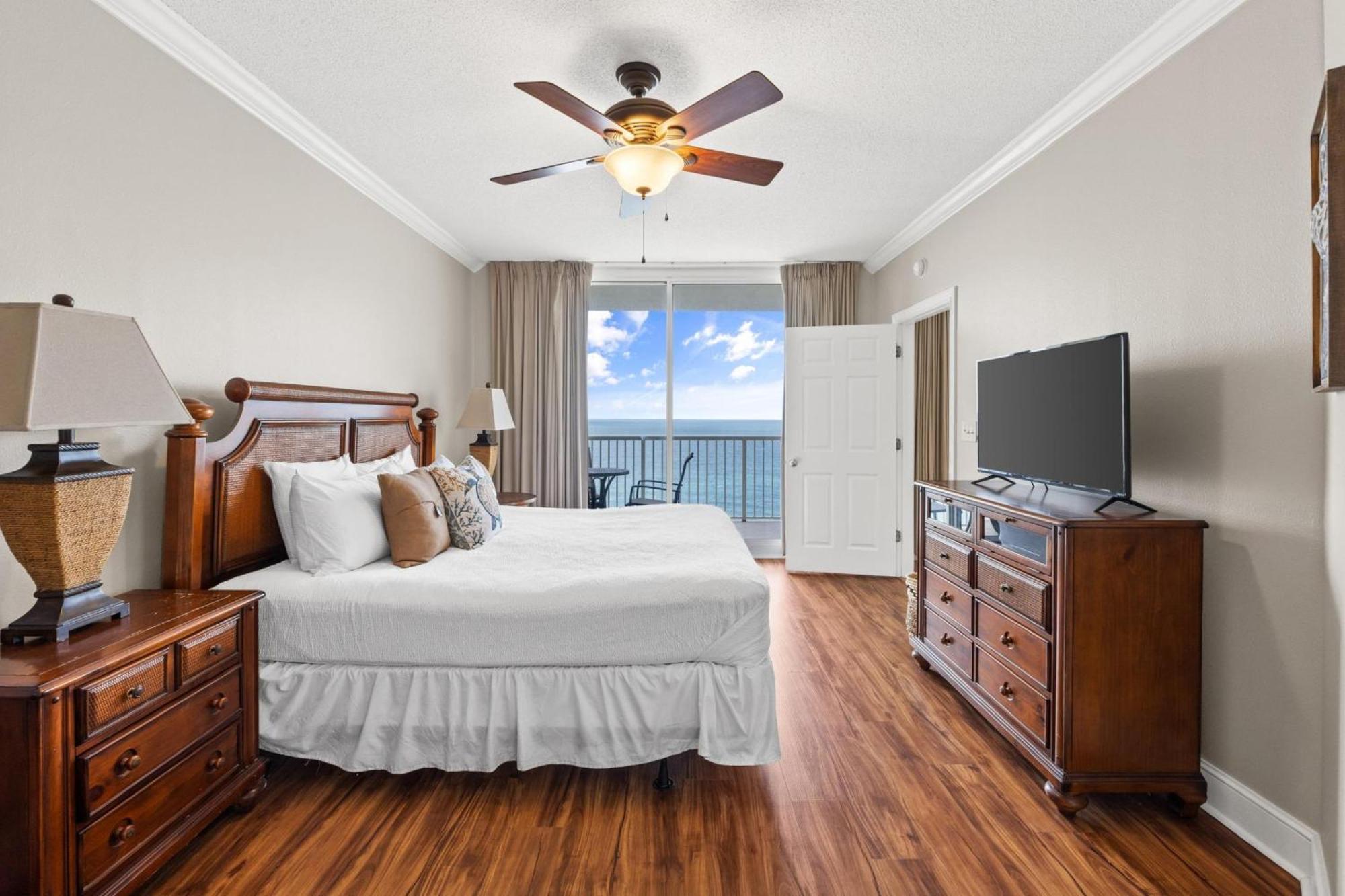 Majestic Beach Resort Tower 2 By Panhandle Getaways Panama City Beach Room photo